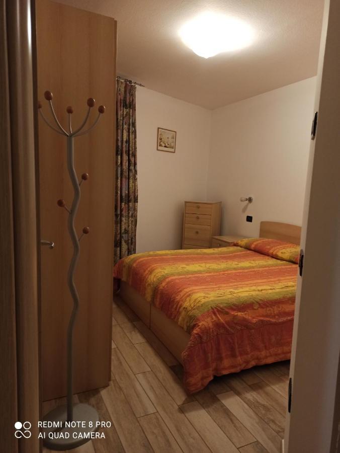 La Casa Di Nonna Lia Apartment Dimaro Bagian luar foto
