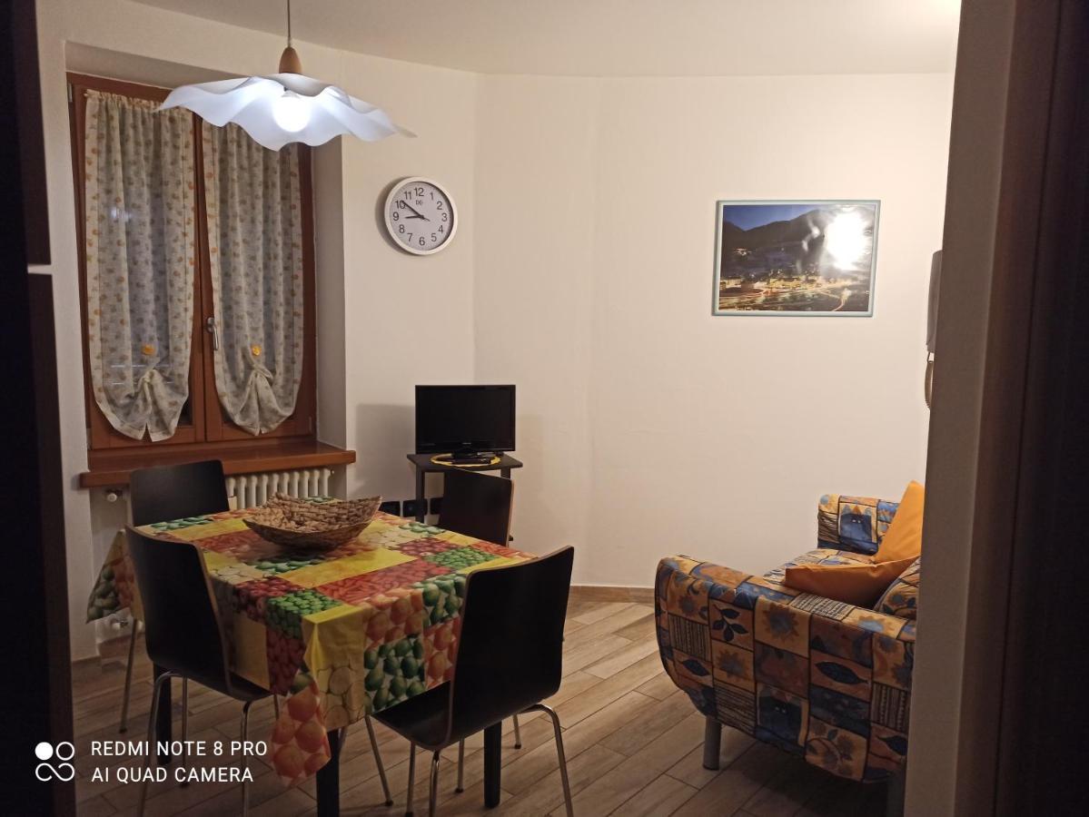 La Casa Di Nonna Lia Apartment Dimaro Bagian luar foto