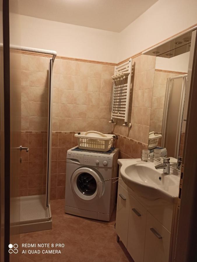 La Casa Di Nonna Lia Apartment Dimaro Bagian luar foto